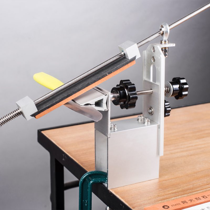 Weitaiguo Newest Portable Rotation Pencil Sharpeners