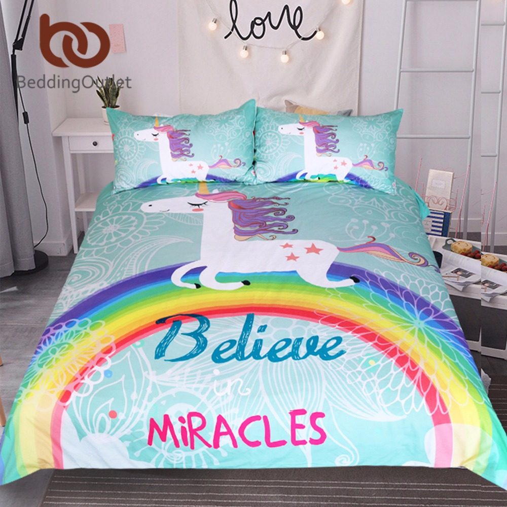BeddingOutlet Quality National Standards Printed Unicon Bedding Set